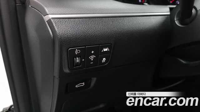Kia K5 (III) 2.0 LPI(Renter car) Strandard 2023 — фото 20