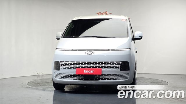 Hyundai Staria Cargo 5-Seater Modern 2023 — фото 3