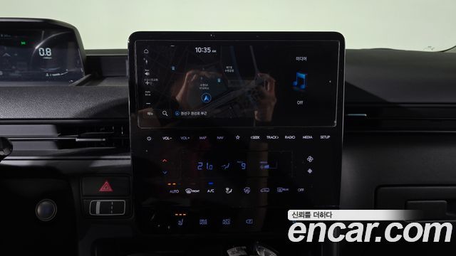 Hyundai Staria Cargo 5-Seater Modern 2023 — фото 12