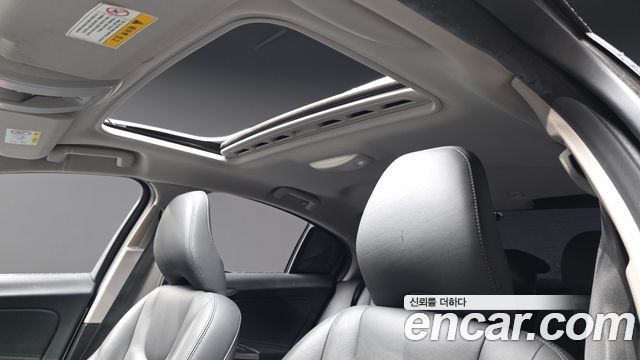 Volvo S60 D2 2nd 2015 — фото 17