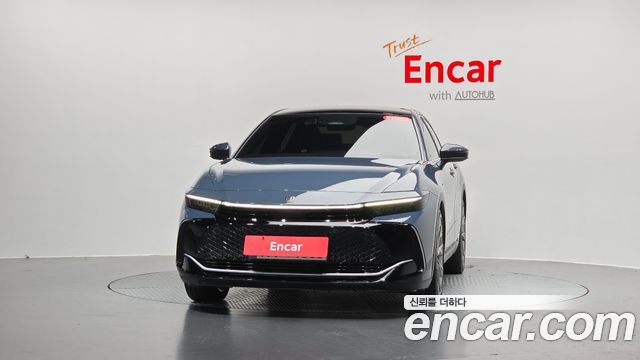 Toyota Crown Crossover 2.5 4WD Hybrid 2025 — фото 3