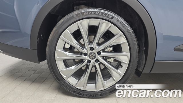 Toyota Crown Crossover 2.5 4WD Hybrid 2025 — фото 5