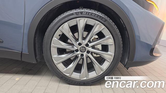 Toyota Crown Crossover 2.5 4WD Hybrid 2025 — фото 21