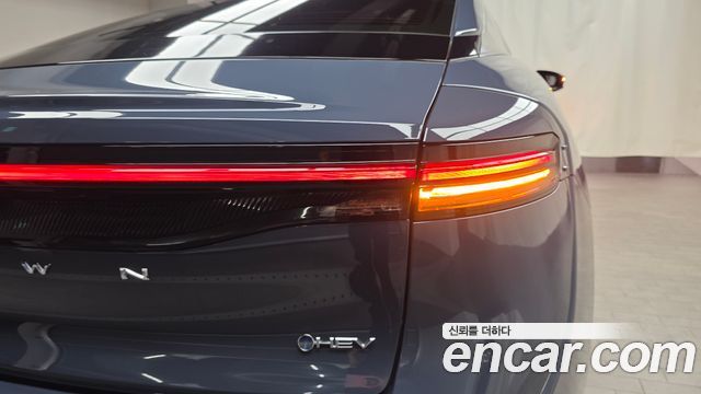 Toyota Crown Crossover 2.5 4WD Hybrid 2025 — фото 23