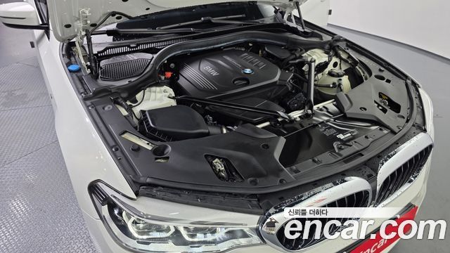 BMW 5 Series (G30) 520d M Sport Package Plus 2017 — фото 6