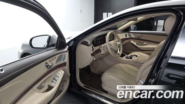 Mercedes-Benz S-Class (W222) Maybach S560 4MATIC 2019 — фото 10