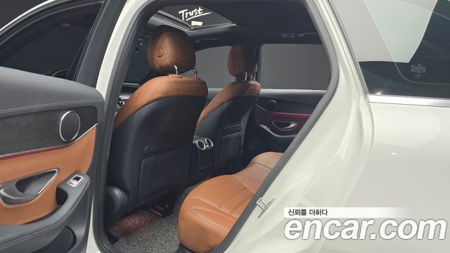 Mercedes-Benz GLC-Class (X253) GLC300 4MATIC 2022 — фото 11
