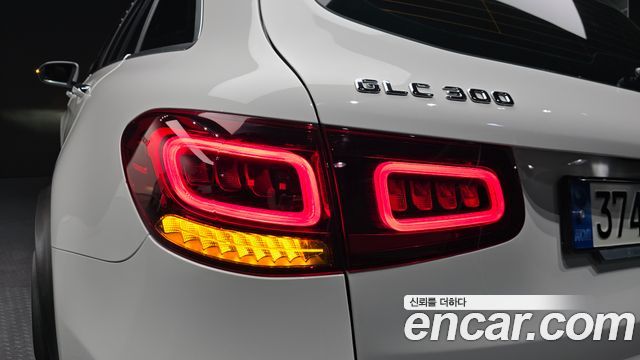 Mercedes-Benz GLC-Class (X253) GLC300 4MATIC 2022 — фото 23