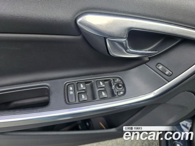 Volvo S60 D2 2nd 2014 — фото 10