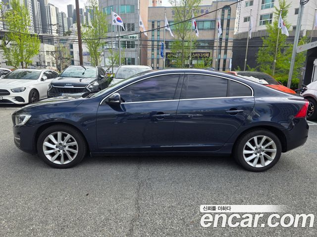 Volvo S60 D2 2nd 2014 — фото 15