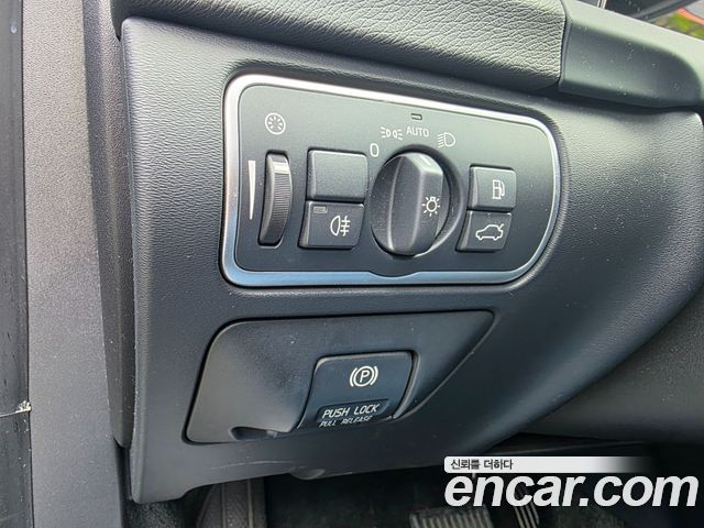 Volvo S60 D2 2nd 2014 — фото 19