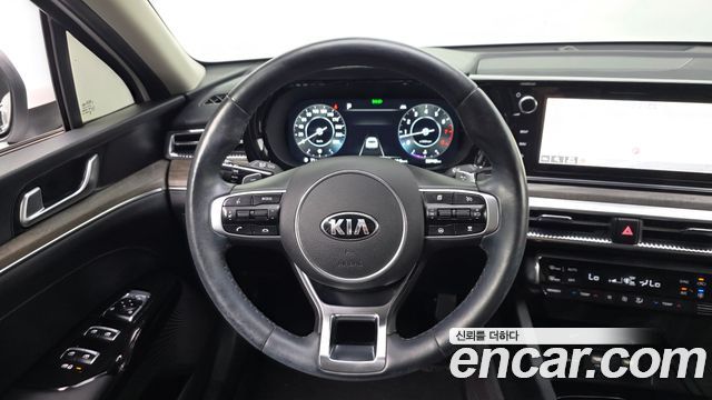Kia K5 (III) 2.0 Noblesse 2021 — фото 14
