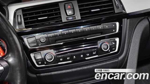BMW 4 Series (F32) 428i M Sport Convertible 2015 — фото 34