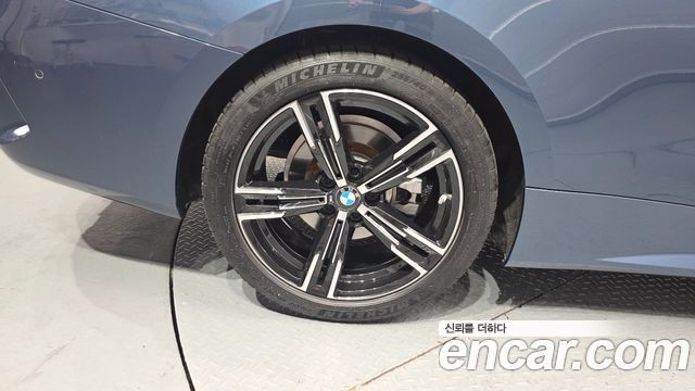 BMW 4 Series (G22) 420i M Sport Convertible 2023 — фото 5