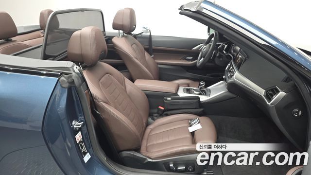 BMW 4 Series (G22) 420i M Sport Convertible 2023 — фото 26