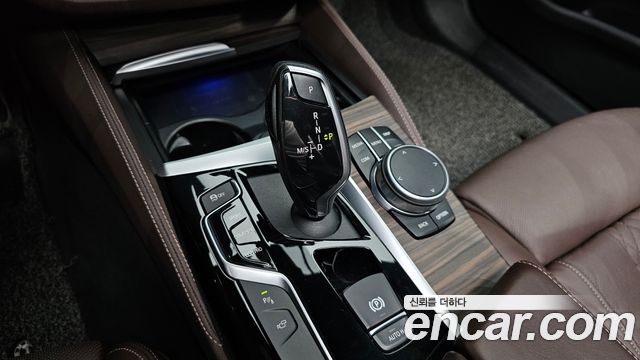 BMW 5 Series (G30) 530i M Sport Package Plus 2020 — фото 9