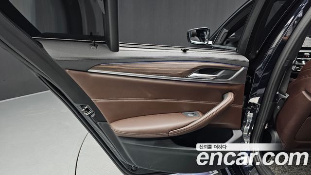 BMW 5 Series (G30) 530i M Sport Package Plus 2020 — фото 25