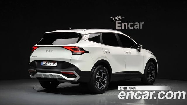 Kia Sportage (V) Diesel 2.0 2WD Prestige 2022 — фото 2