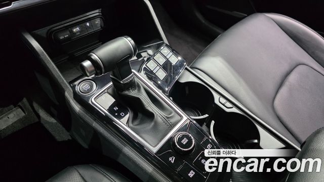 Kia Sportage (V) Diesel 2.0 2WD Prestige 2022 — фото 9