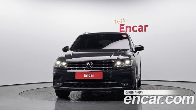 Volkswagen Tiguan (II) 2.0 TDI Premium 2020 — фото 3