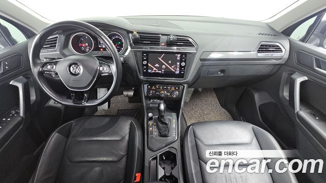 Volkswagen Tiguan (II) 2.0 TDI Premium 2020 — фото 7