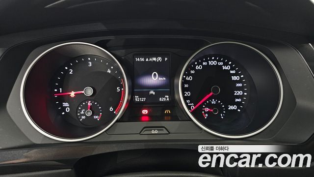 Volkswagen Tiguan (II) 2.0 TDI Premium 2020 — фото 8