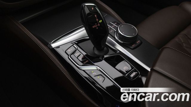 BMW 6 Series GT (G32) 620d xDrive M Sport 2023 — фото 15