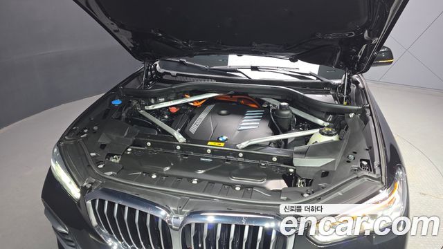 BMW X5 (G05) xDrive 45e xLine 2022 — фото 6
