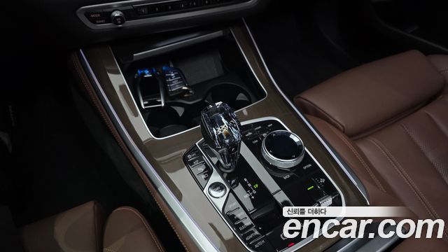 BMW X5 (G05) xDrive 45e xLine 2022 — фото 9