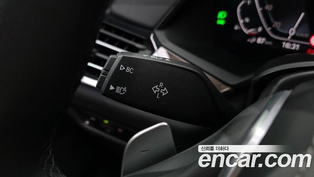 BMW X5 (G05) xDrive 45e xLine 2022 — фото 30