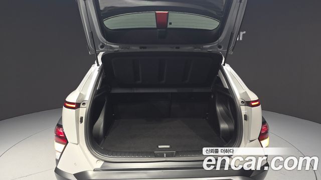 Hyundai Kona (SX2) Gasoline 1.6 Turbo 4WD Premium 2023 — фото 29