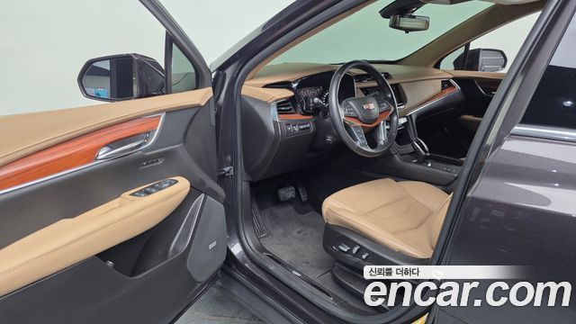 Cadillac XT5 3.6 Platinum 2019 — фото 10
