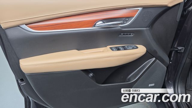 Cadillac XT5 3.6 Platinum 2019 — фото 24