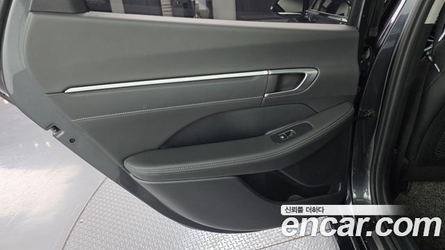 Hyundai Sonata (DN8) 2.0 Premium Plus 2022 — фото 31