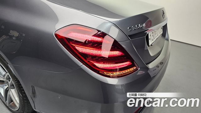 Mercedes-Benz S-Class (W222) S350 d 4MATIC AMG Line 2020 — фото 23