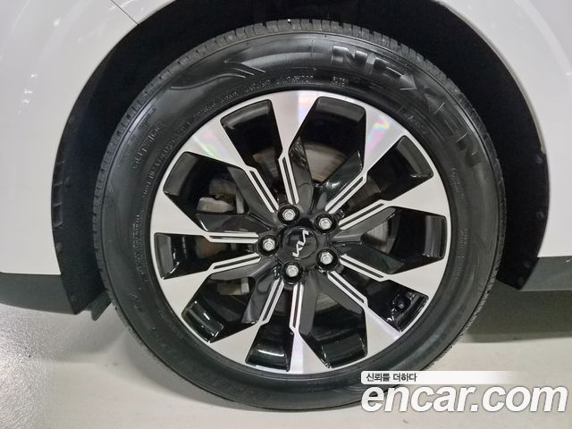 Kia Carnival (IV) Diesel 9-Seater Prestige 2023 — фото 24