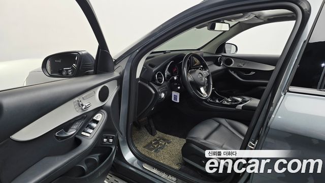 Mercedes-Benz GLC-Class (X253) GLC350e 4MATIC Premium 2019 — фото 10