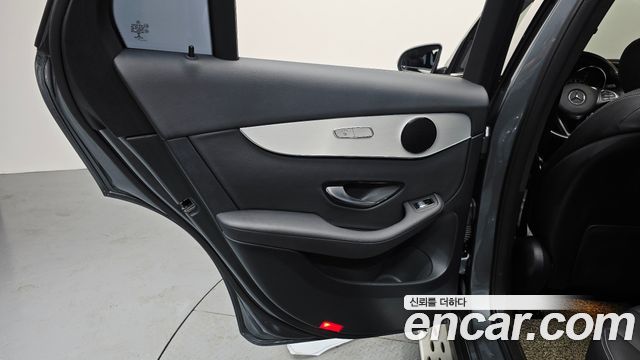 Mercedes-Benz GLC-Class (X253) GLC350e 4MATIC Premium 2019 — фото 25