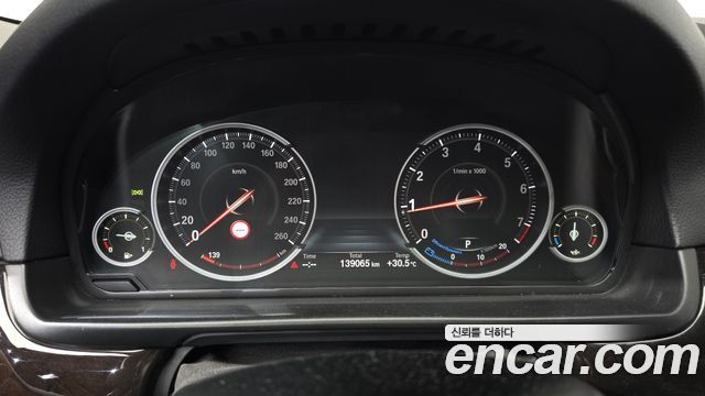 BMW 5 Series (F10) 528i M Aero Dynamic 2016 — фото 8