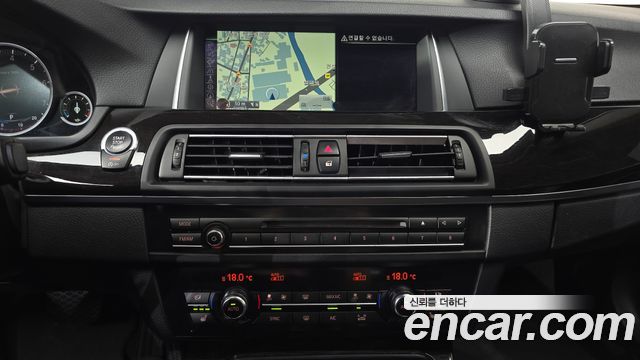BMW 5 Series (F10) 528i M Aero Dynamic 2016 — фото 16