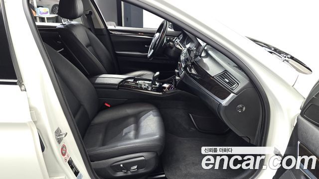 BMW 5 Series (F10) 528i M Aero Dynamic 2016 — фото 32
