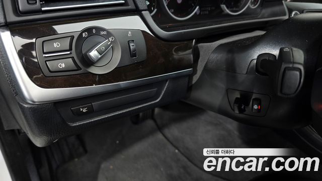 BMW 5 Series (F10) 528i M Aero Dynamic 2016 — фото 33