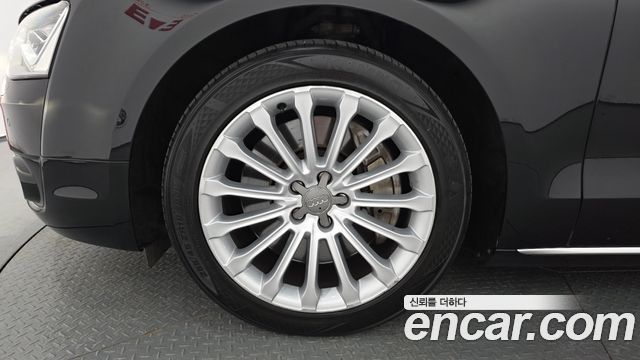 Audi A8 4.2 TDI Quattro D4 2013 — фото 5