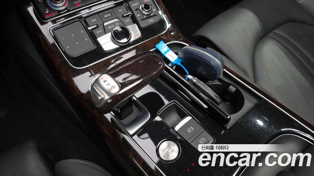 Audi A8 4.2 TDI Quattro D4 2013 — фото 9