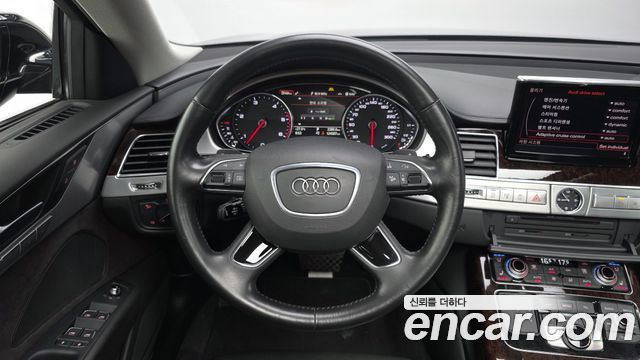 Audi A8 4.2 TDI Quattro D4 2013 — фото 14