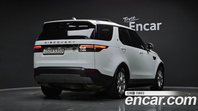 Land Rover Discovery 5 3.0 SD6 SE 2019 — фото 2