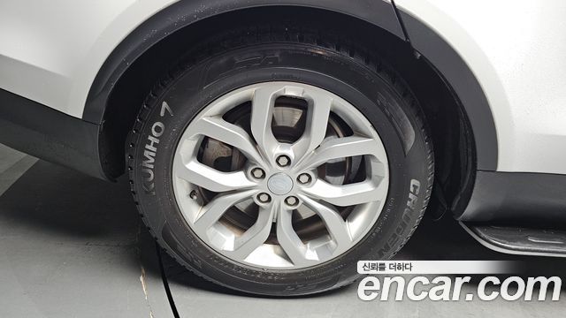 Land Rover Discovery 5 3.0 SD6 SE 2019 — фото 5