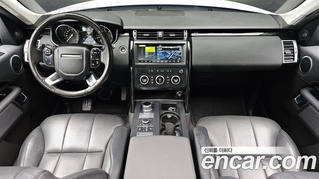 Land Rover Discovery 5 3.0 SD6 SE 2019 — фото 7