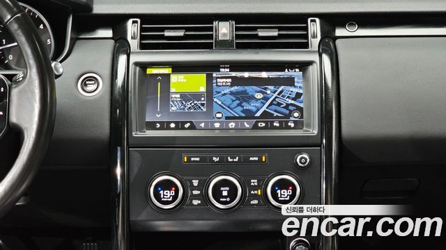 Land Rover Discovery 5 3.0 SD6 SE 2019 — фото 14