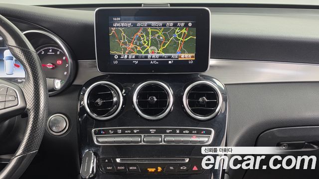 Mercedes-Benz GLC-Class (X253) GLC350e 4MATIC Premium 2019 — фото 18